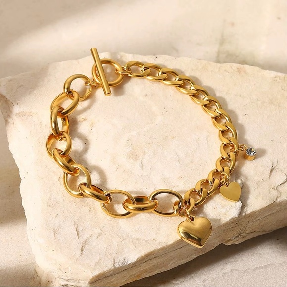 18K Gold Plated Heart Charm Bracelet - Gold Jewelry - Picture 1 of 7